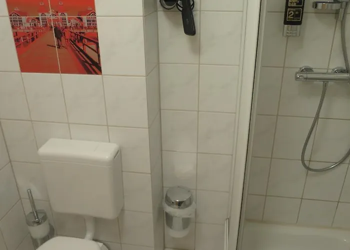 9 Ostsee-ferienwohnung-sellin Apartamento *